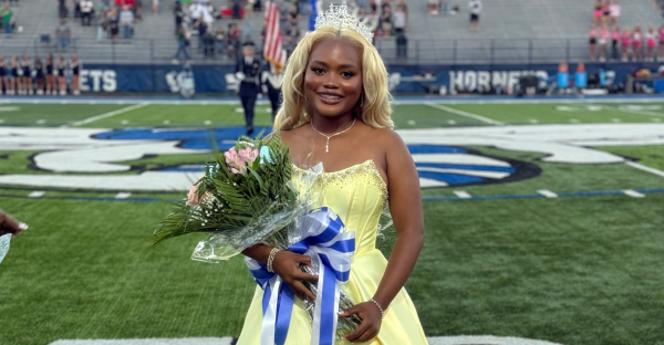 Homecoming Queen Eriel Carter