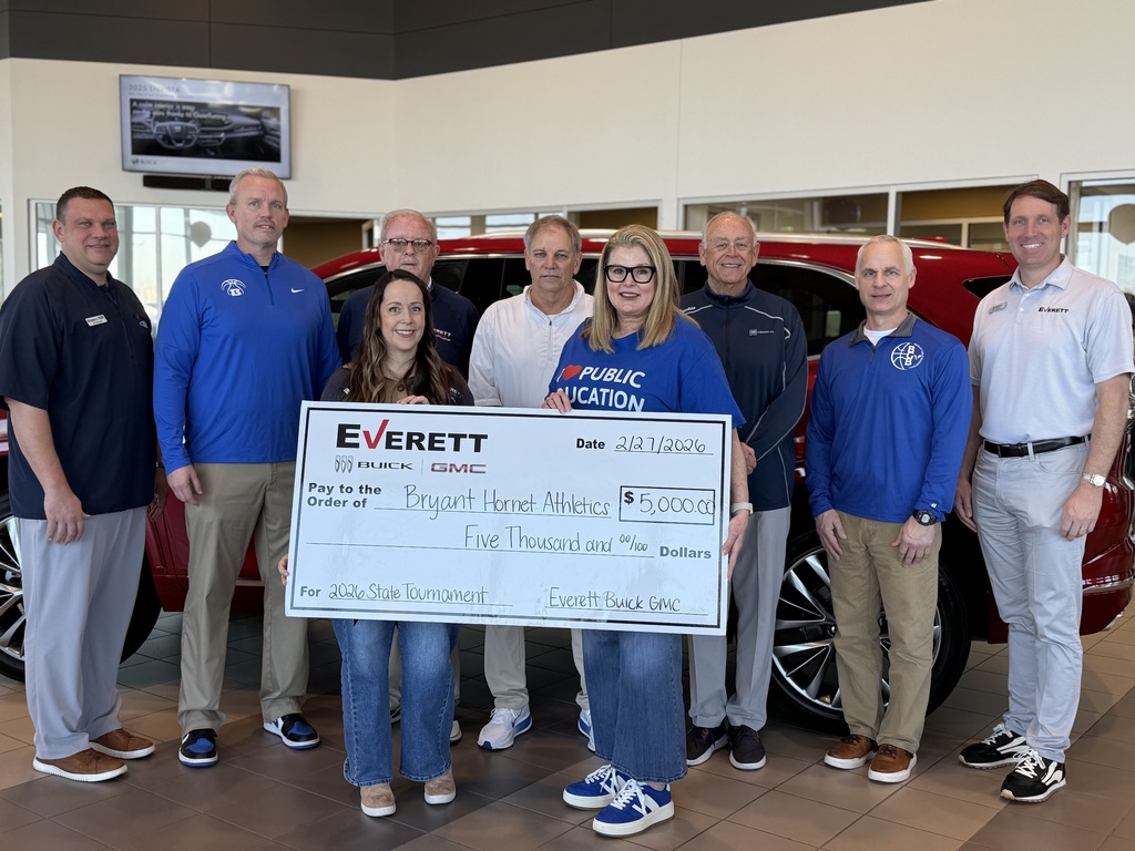 Everett Donation to State Tournament