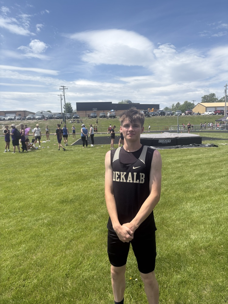 400m dash 4th place 