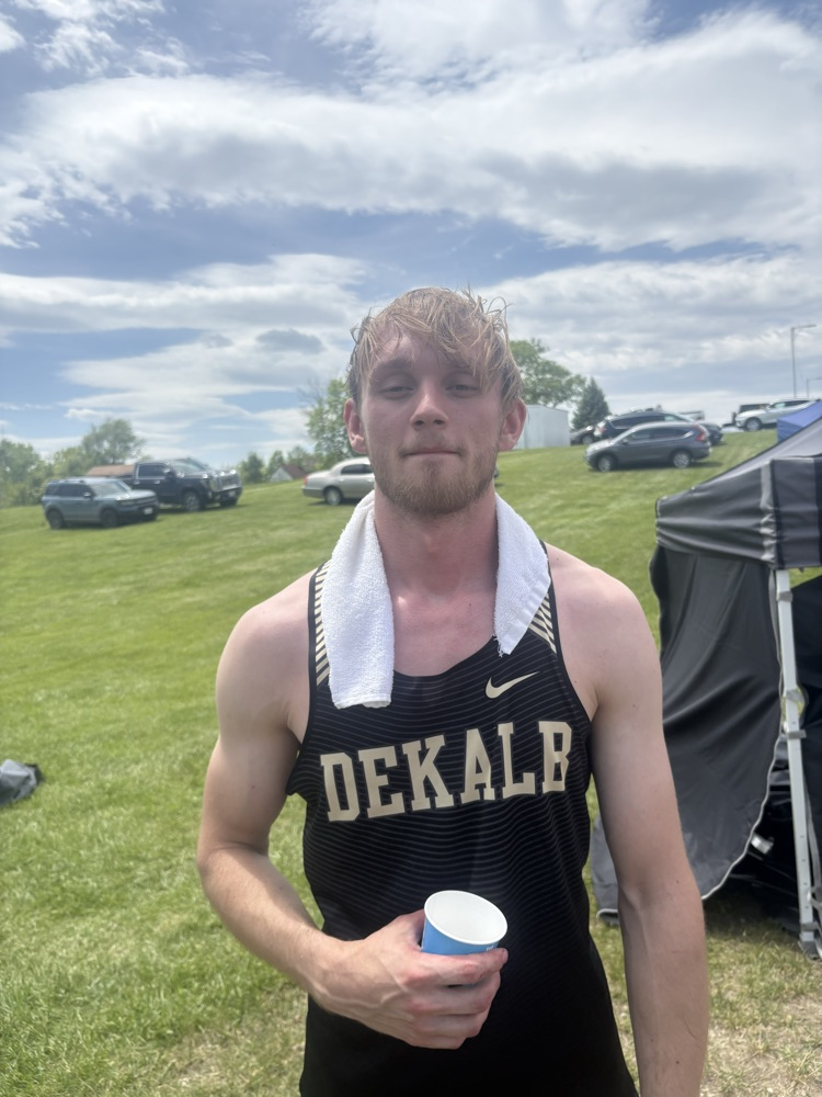 800m dash - 3rd