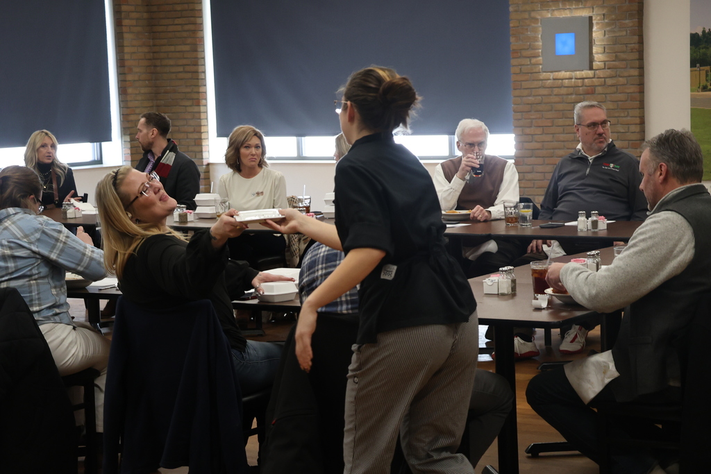 Chamber o f Commerce meeting 