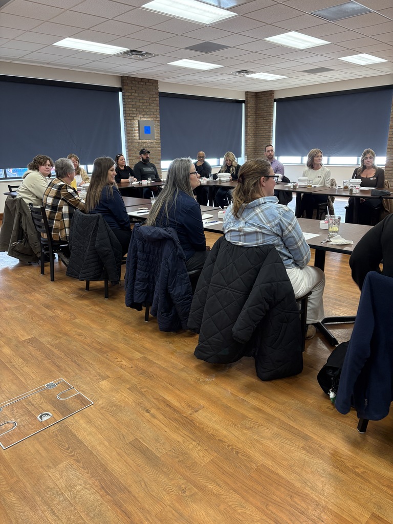 Chamber o f Commerce meeting 