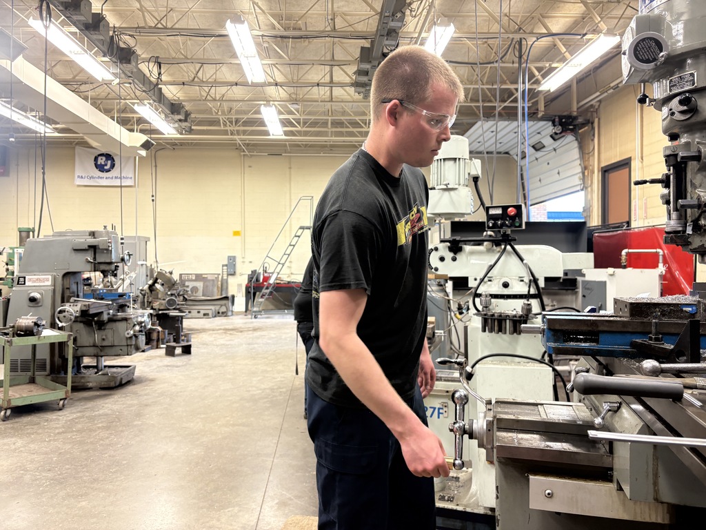 Machining Apprenticeship year 4  student in Adult Education 