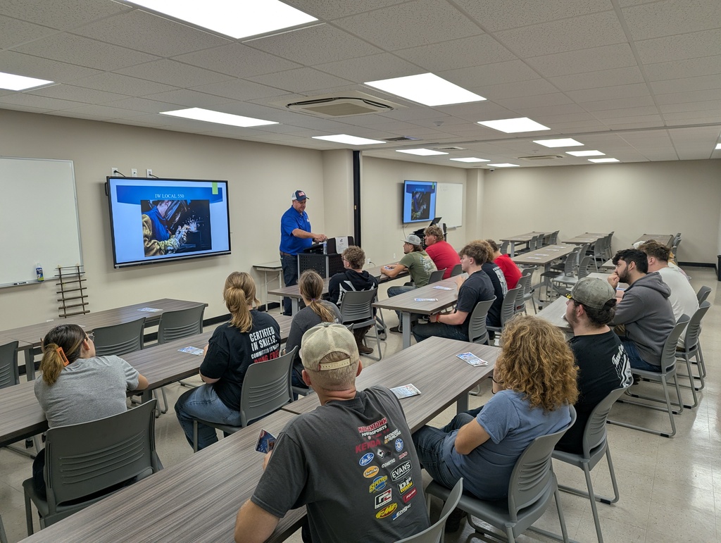 Welding visit to local 550