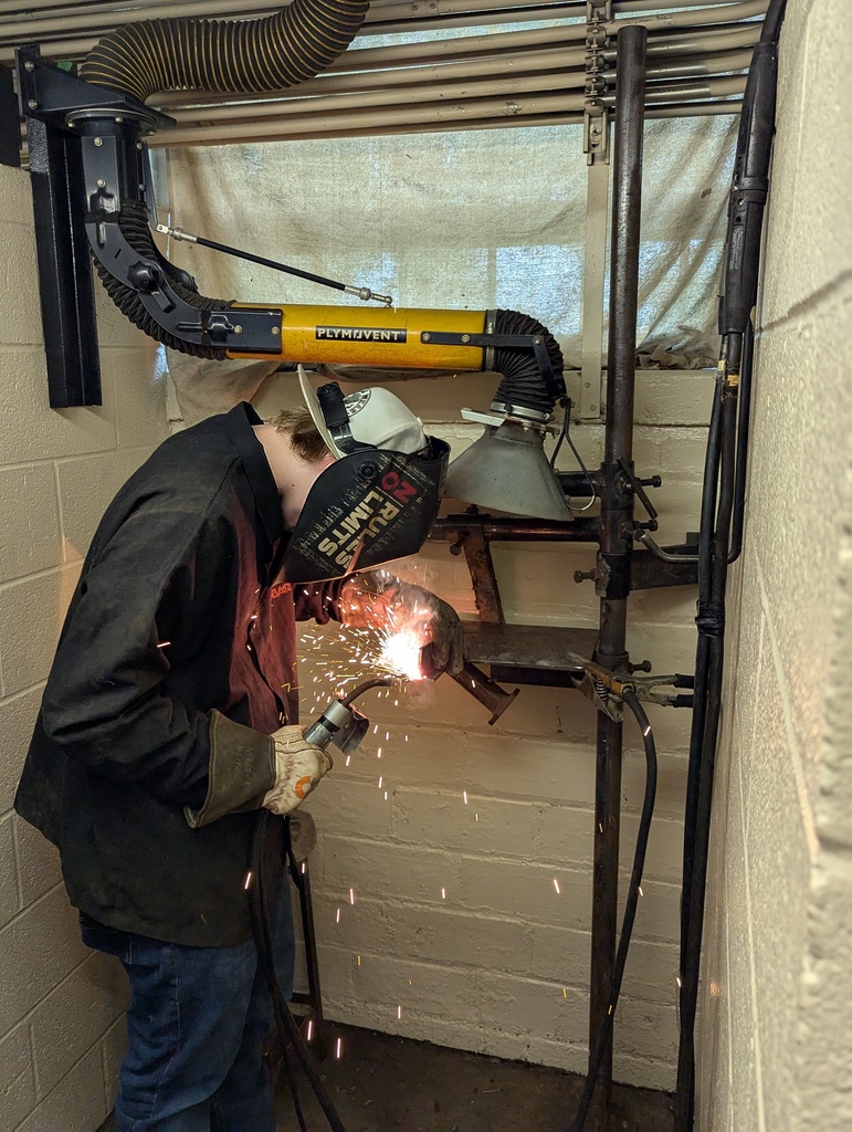 Welding visit to local 550
