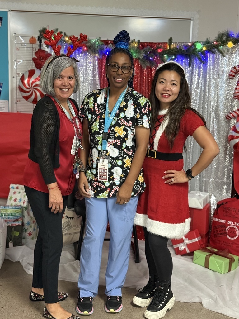 students at the HOSA Secret Santa posing