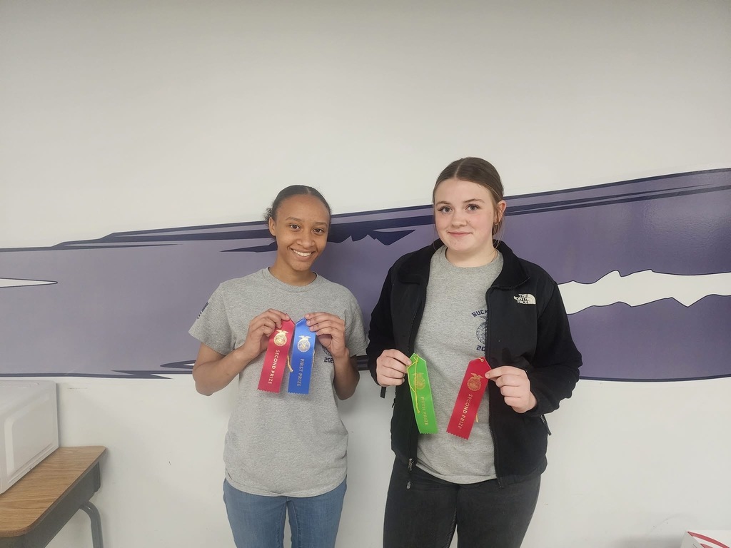 Horse Hippology - 🥈 2nd Place Team: 🥇Cadence Perkins 1st, Alaina Page 5th