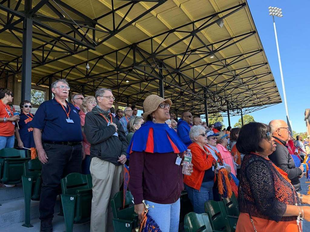 Fans Standing
