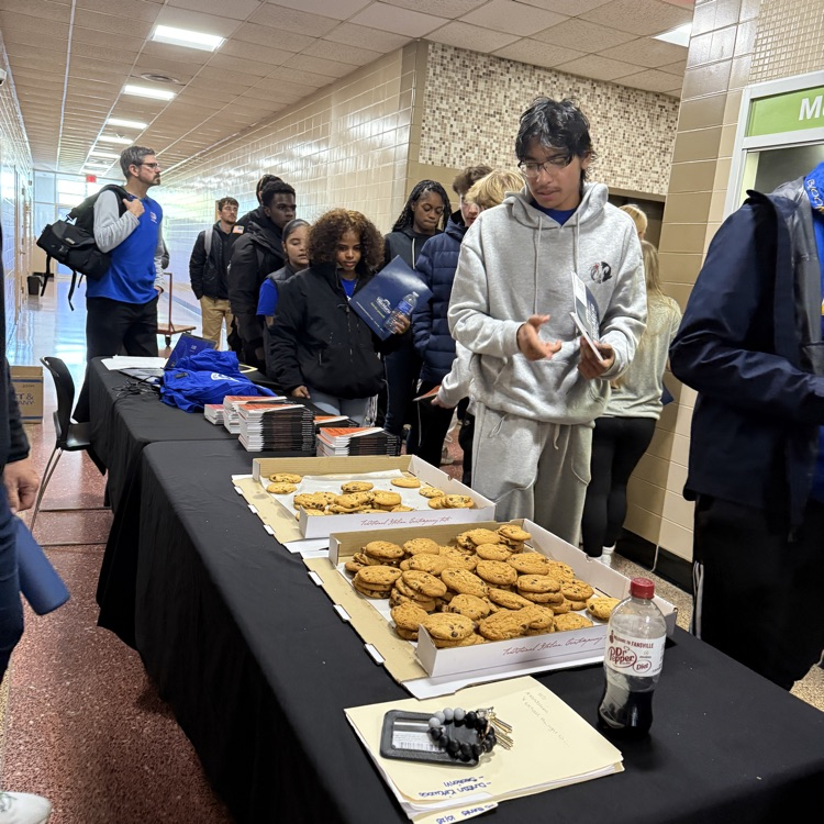 large_hkKX91oyItSHR3Fpi5FCJQ