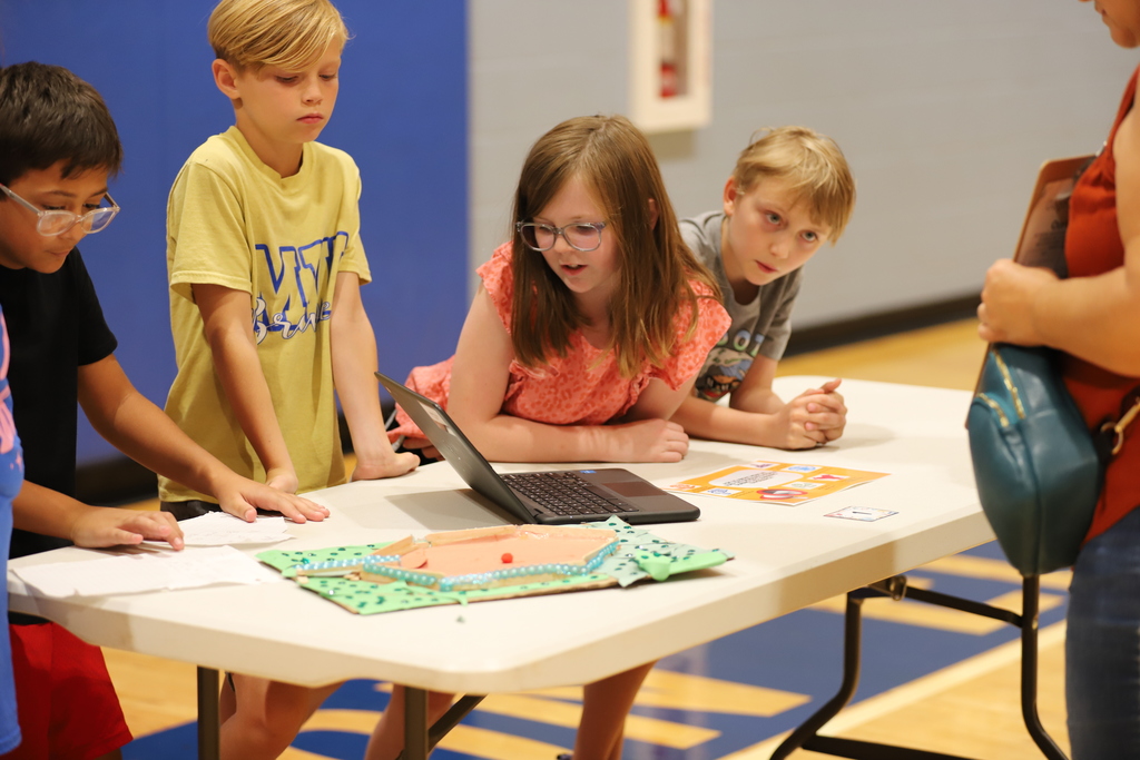 Students sharing their GaGa Pit project