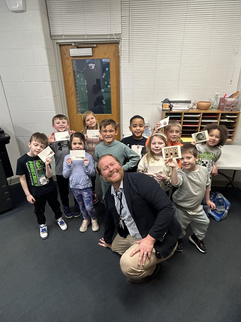 SES students celebrating their Paloma progress.