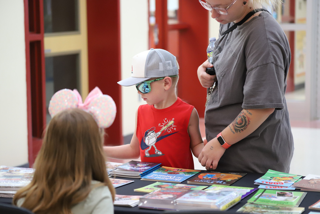 OES Summer Reading