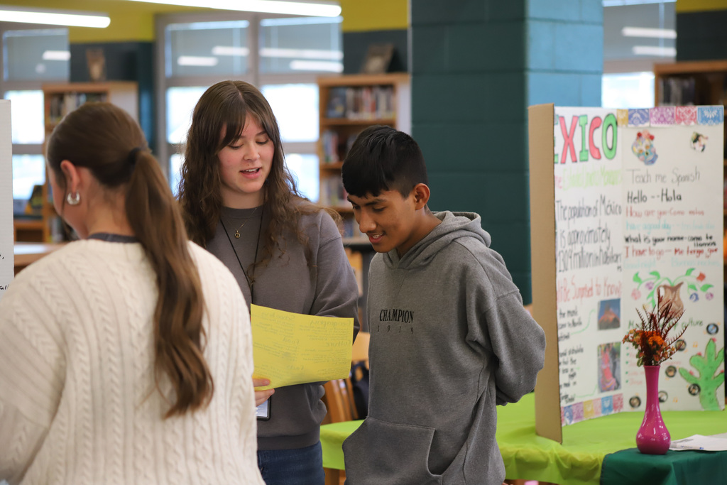 Hispanic Heritage Month: Presentation of trifold displays showcase