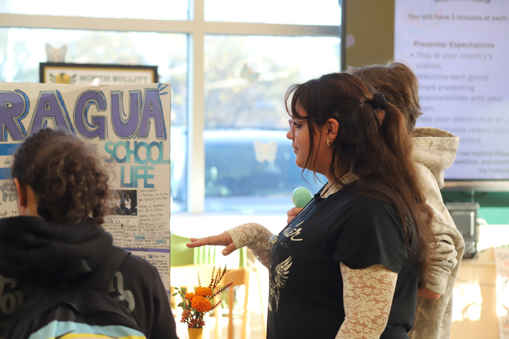 Hispanic Heritage Month: Presentation of trifold displays showcase