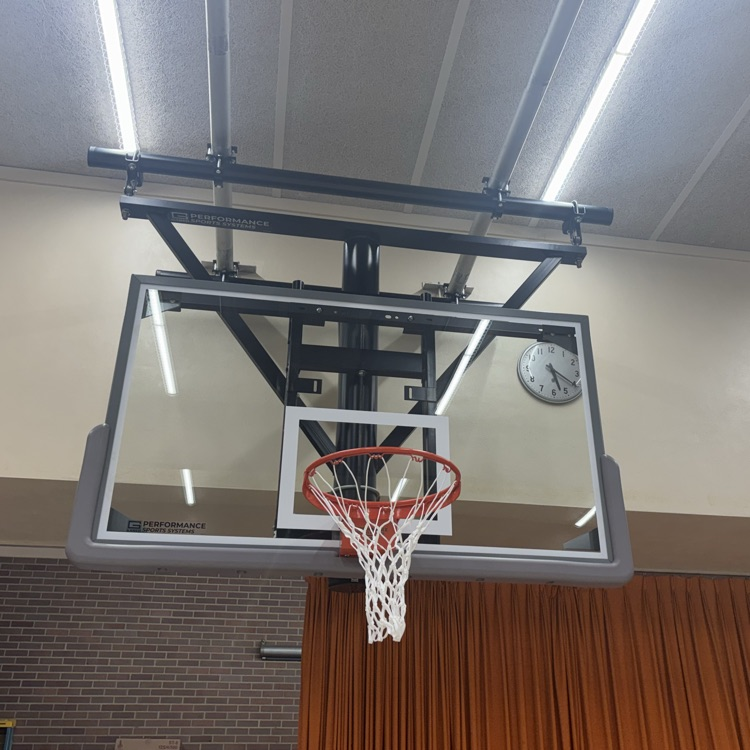 basketball hoops 