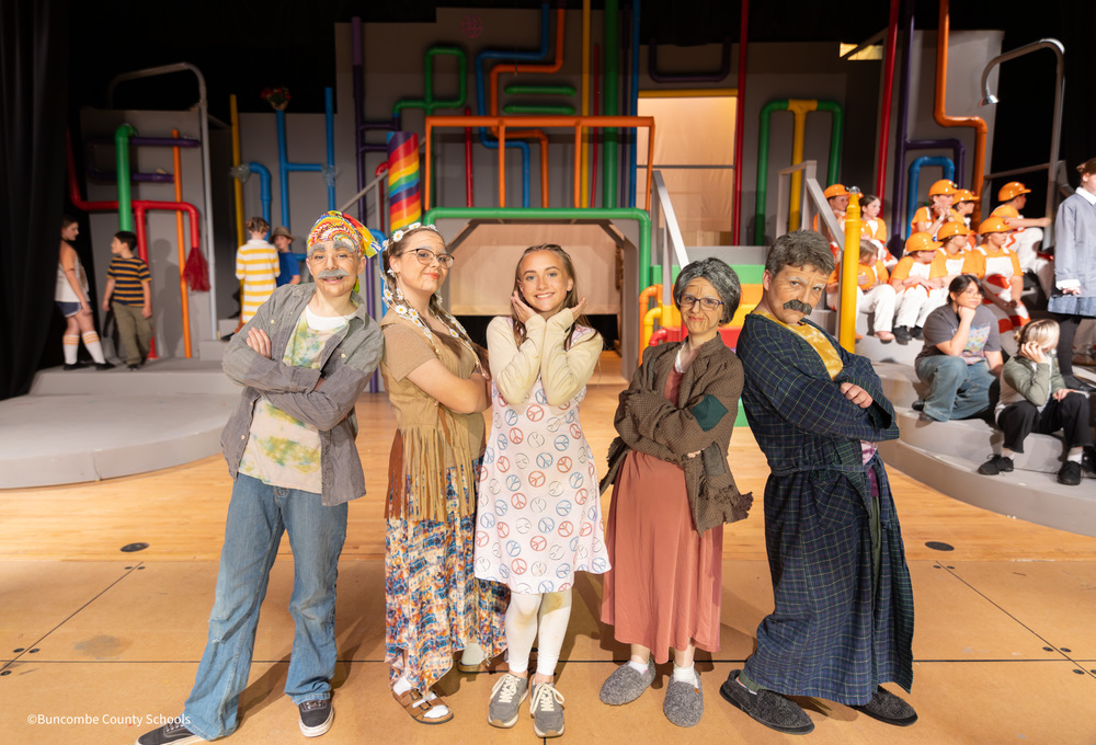 Students dressed as the grandparents and charlie from willy wonka