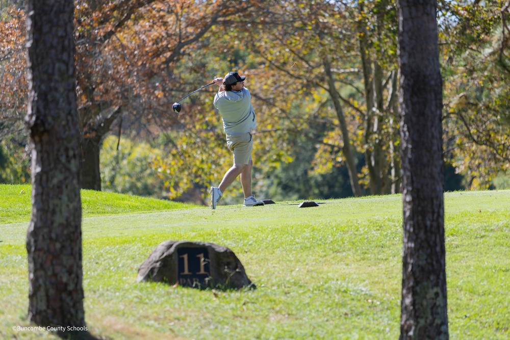 man golfing