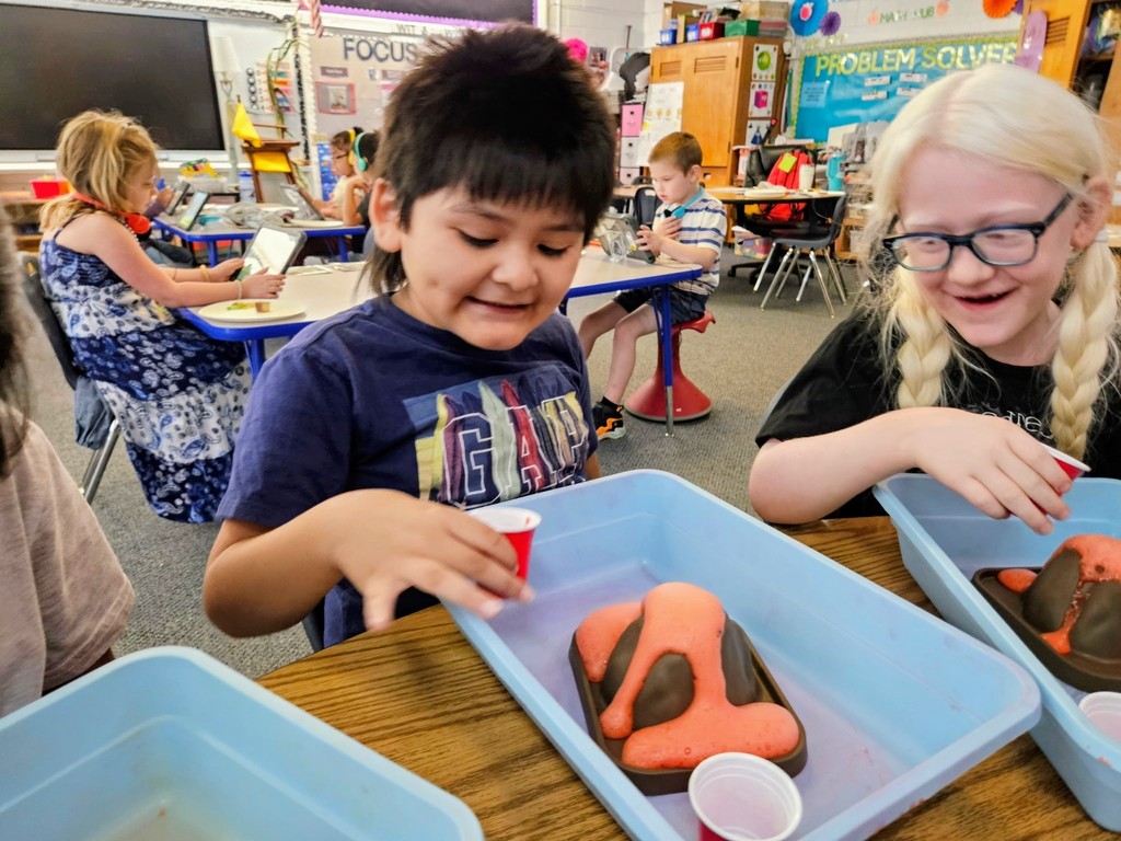 First grade setting snacks and simulation