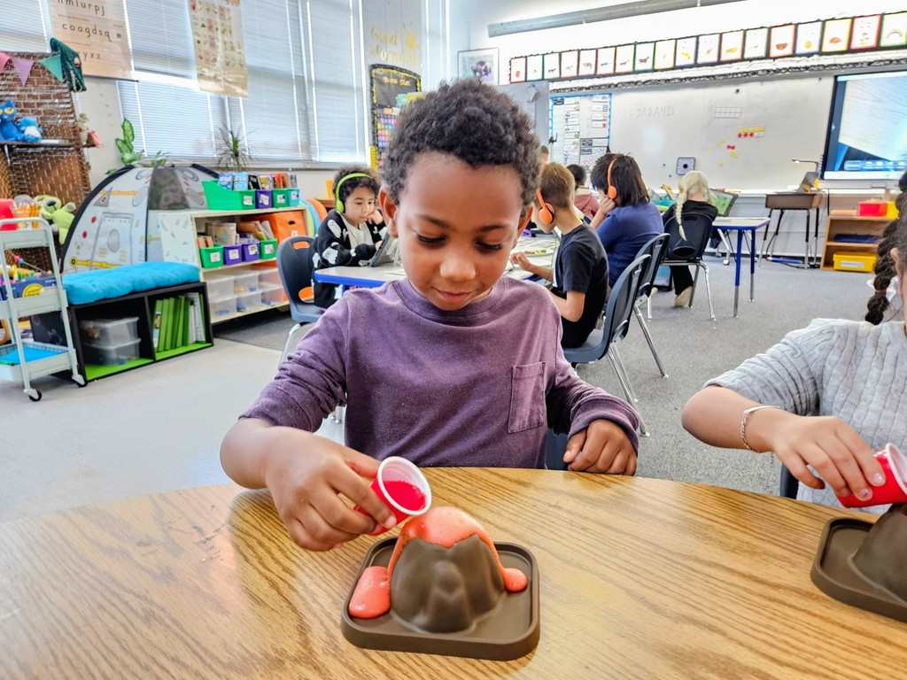 First grade setting snacks and simulation
