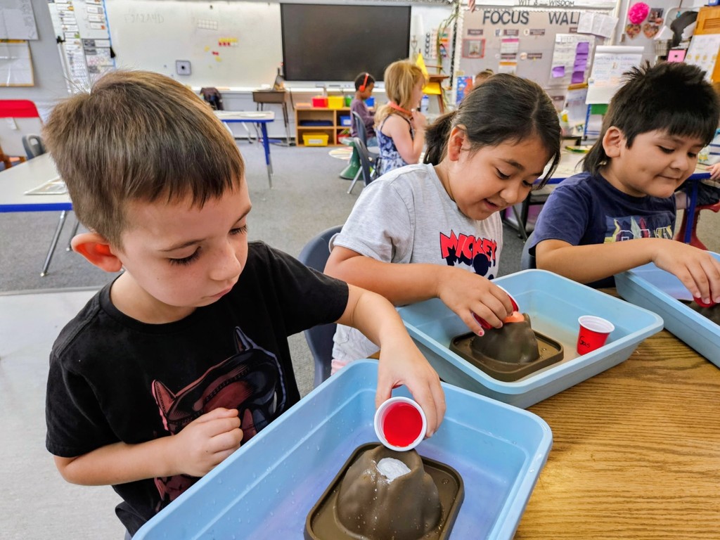 First grade setting snacks and simulation