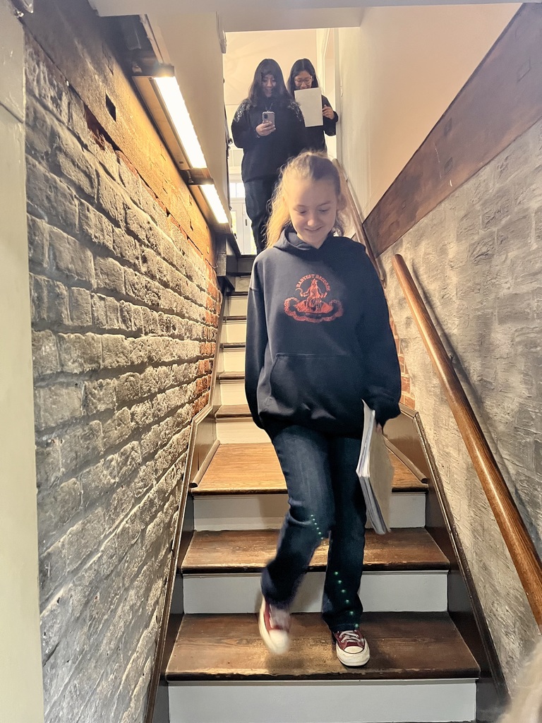 Students visit Asheville History Museum.