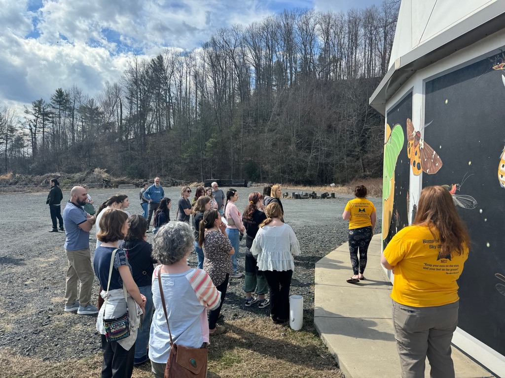 7th - 12th grade families had the opportunity to attend a field trip at the Glenn and Carol Arthur Planetarium in Burnsville.