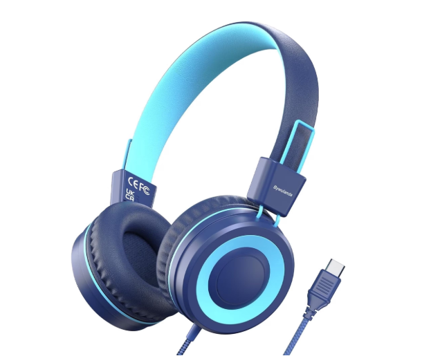 Headphones with USB-c connection