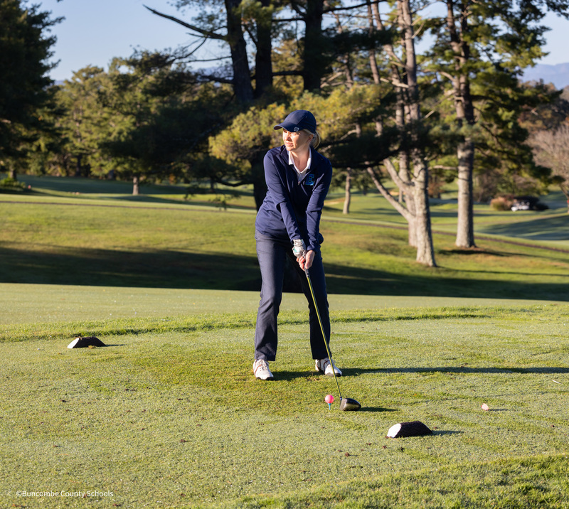 Dana Haney teeing off