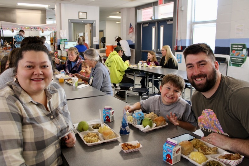 Thanksgiving Meal 25 First and Second Grade