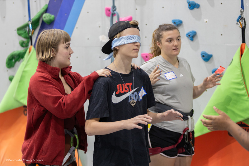 students completing a hands-on challenge