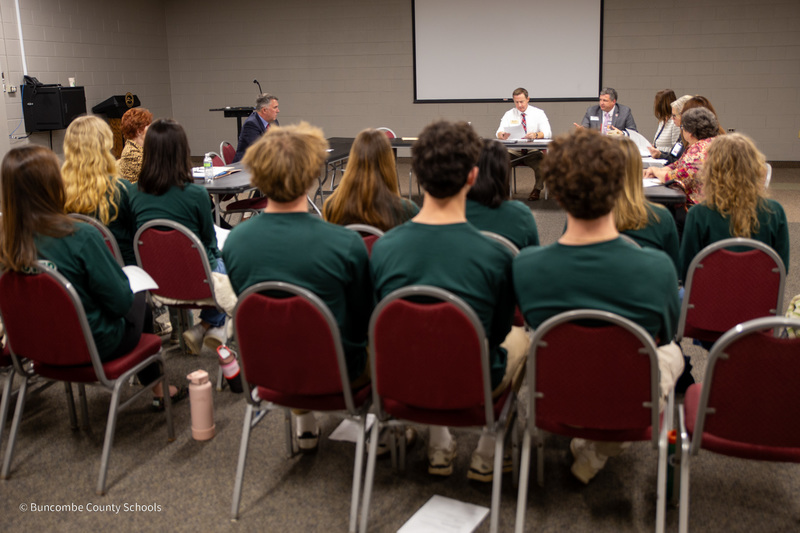 Reynolds students sit and oberve a Policy Committee meeting