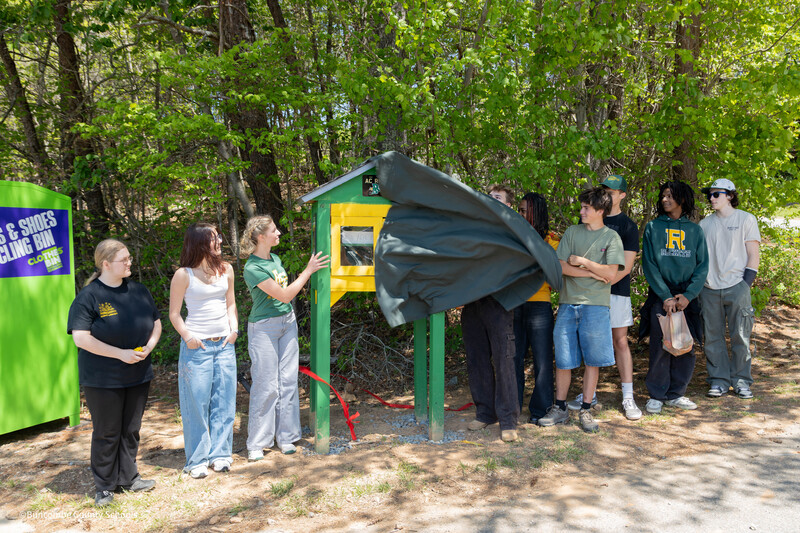 Students unveiling food pantry