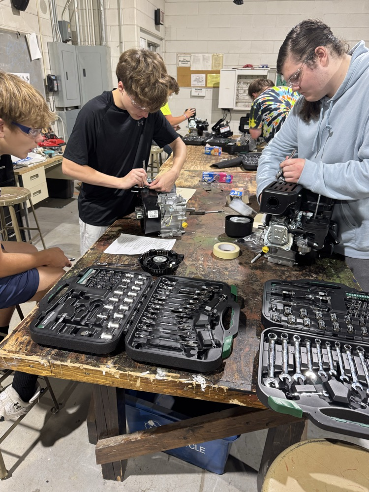 Ag Mech students have been spending the last few weeks learning about engines and how they work. They have torn apart small engines and will start rebuilding them next week! 