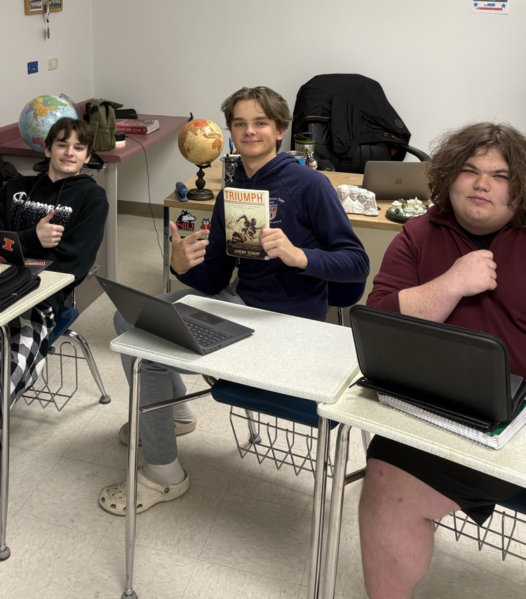 Students continue to read for class!