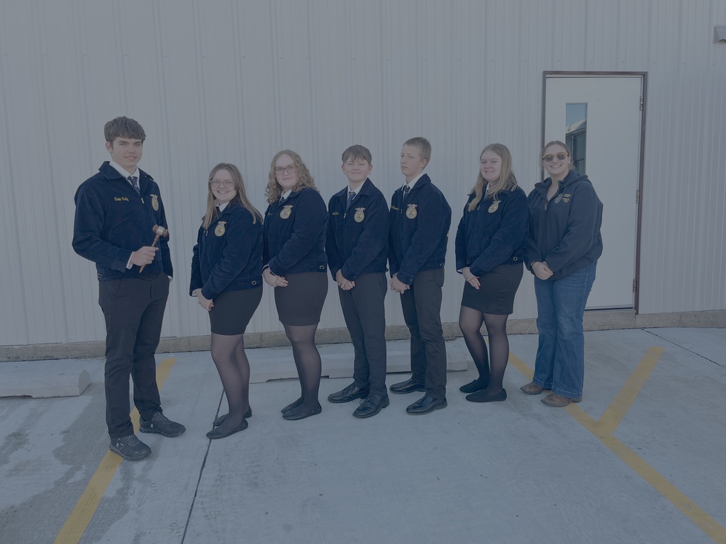 Congratulations to the Bureau Valley FFA Conduct of Chapter Meetings team (Coached by Mrs. Shimmin, Miss Merriman, and Jennah Menerey)! The team worked hard to memorize Opening Ceremonies, learn Parliamentary Procedure, and practice effective discussions!   ⭐️ Results ⭐️ Section 3 COCM 3rd Place Team