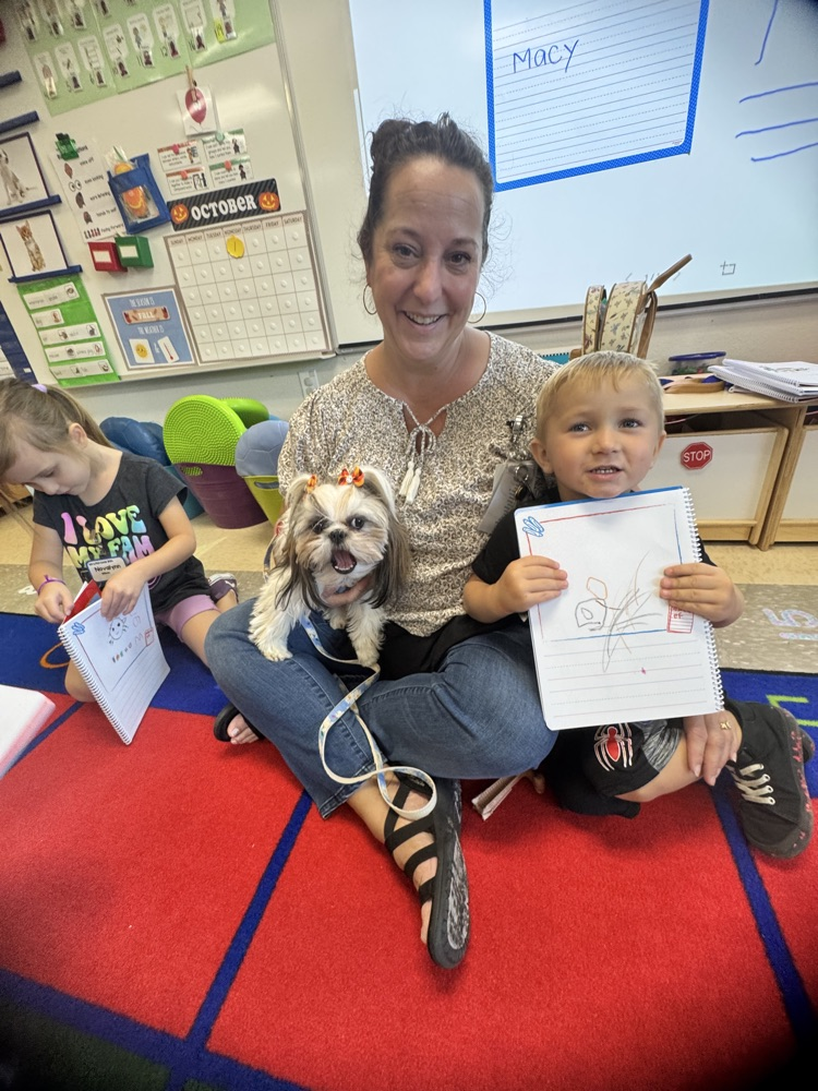 Therapy dog visits Head Start 
