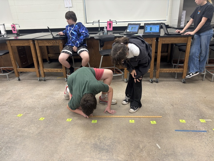 students measuring