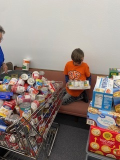 Student sorting food