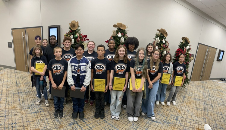 UIL choir students
