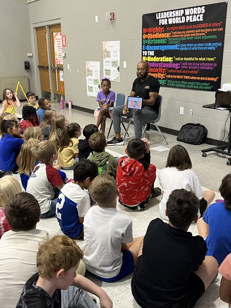 Thank you to Jamin Tunstall & Joy for the author visit!! We enjoyed learning the process of becoming an author, reading your books, and the Q&A. 