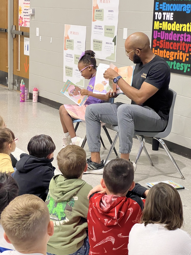 Thank you to Jamin Tunstall & Joy for the author visit!! We enjoyed learning the process of becoming an author, reading your books, and the Q&A. 