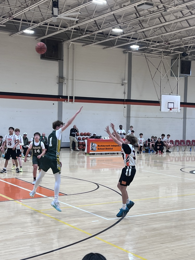 8th Grade Bulldogs basketball battled Barwise tonight. Great effort by both teams. The B team came away with an incredible overtime win! 