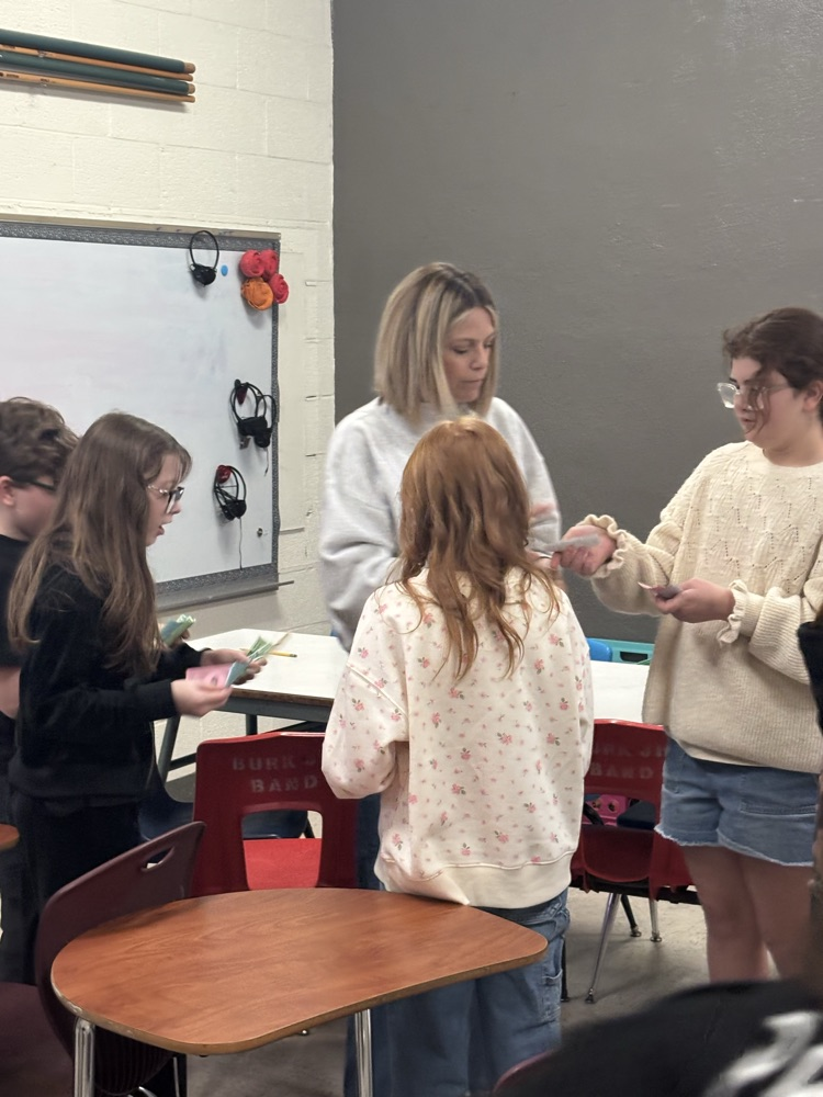 students playing part, tock, scissors