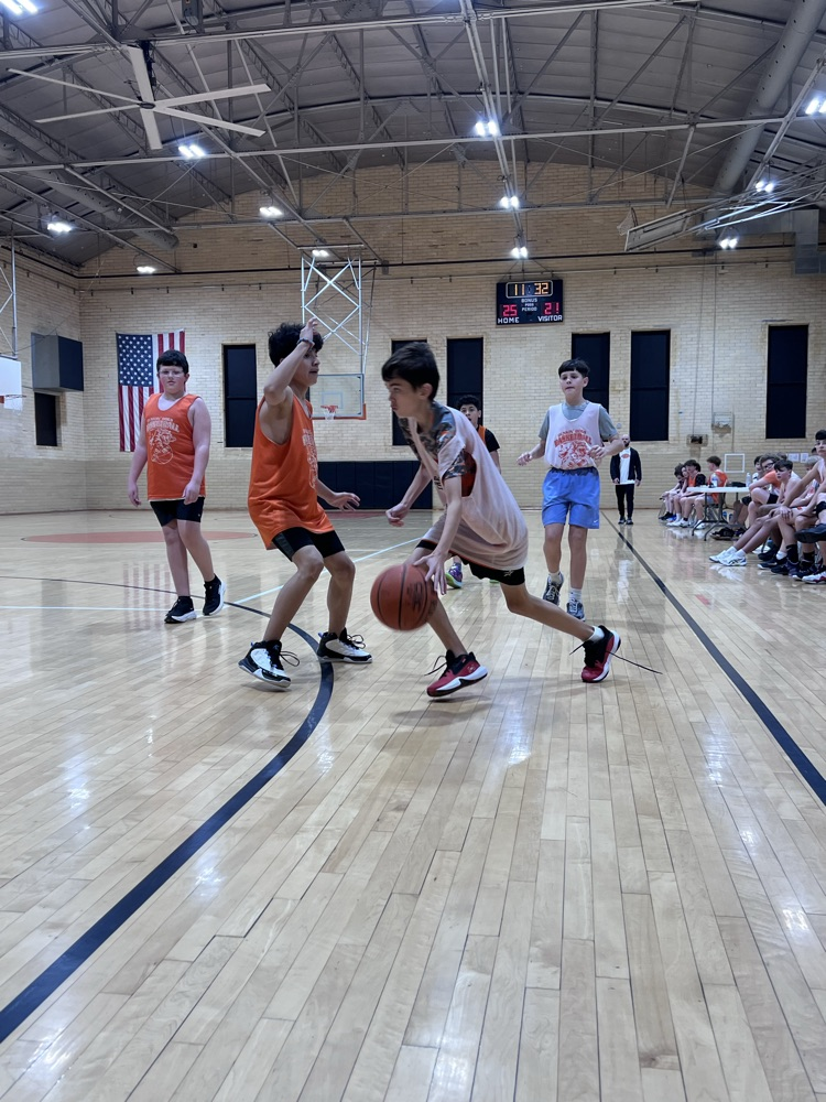 Our boys basketball teams rounded out their seasons last night with some highly entertaining games! 