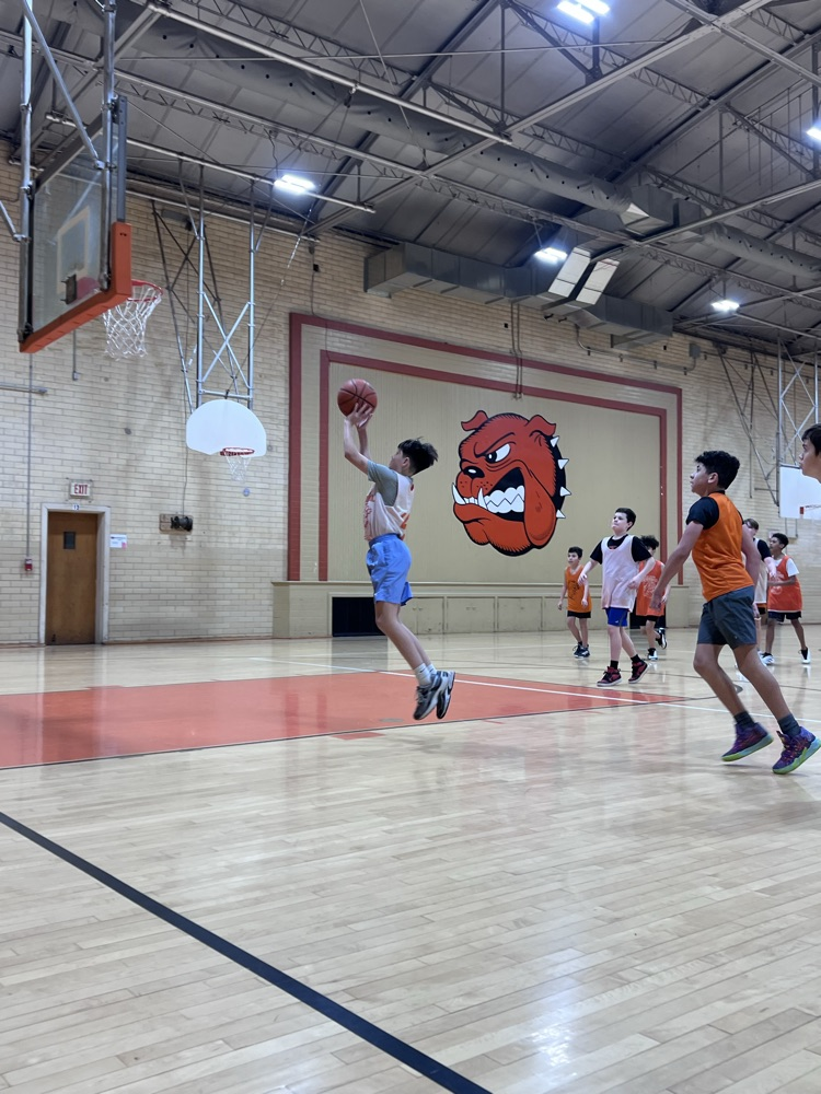 Our boys basketball teams rounded out their seasons last night with some highly entertaining games! 