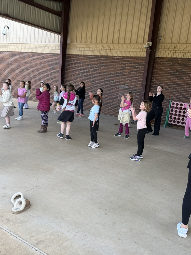 Second graders enjoyed the BHS Babes coming to teach them a dance at recess today!