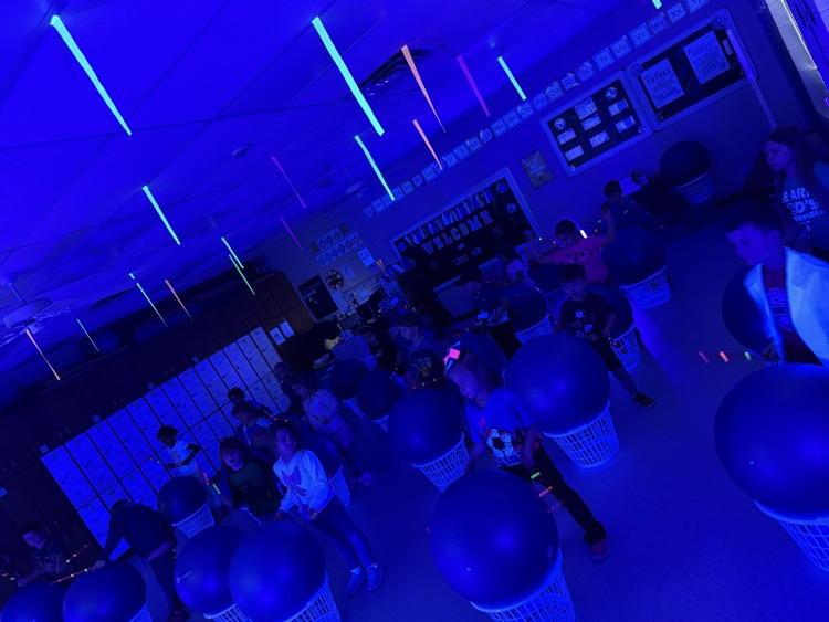 Glow party + DrumFit = the BEST kind of cardio! 💜🥁✨