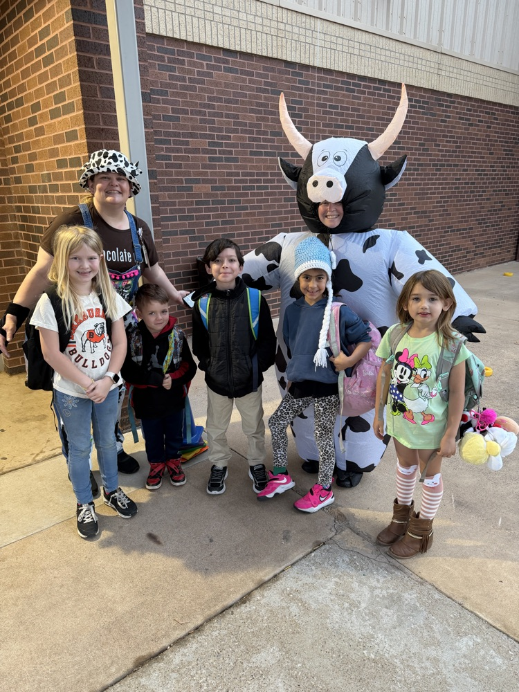 cafeteria celebrates March milk month