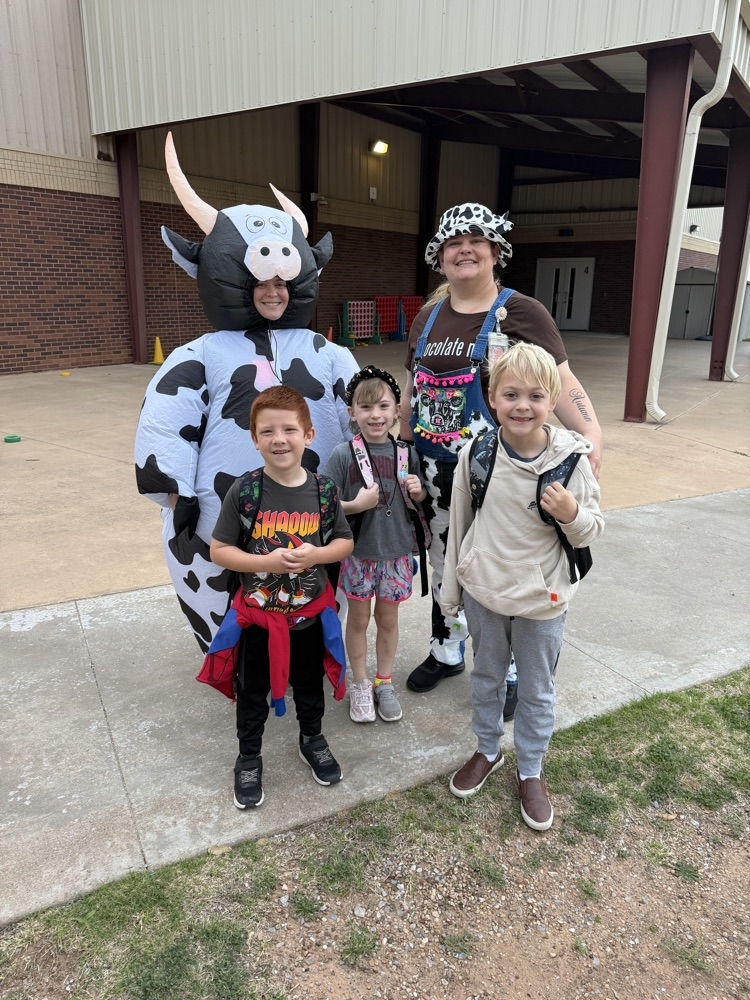 cafeteria celebrates March milk month