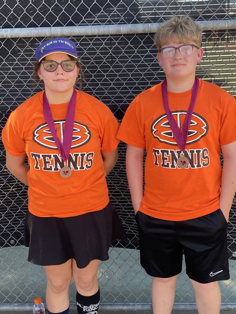 tennis team medalist